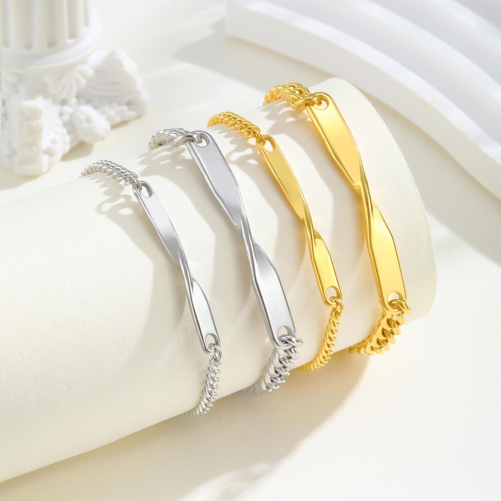 Edelstahl Armbänder in Gold und Silber